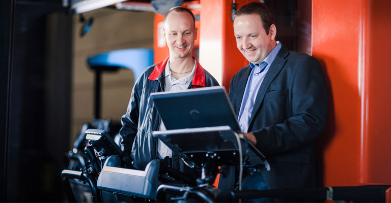 Engineer working on a truck